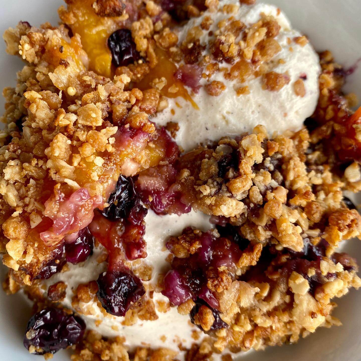 SUMMER FRUIT CRISP – Dads That Cook