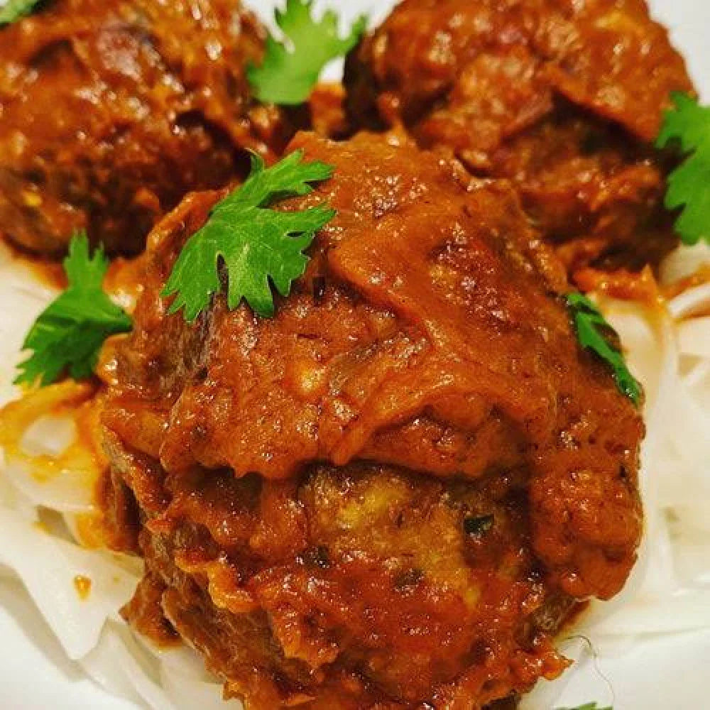 THAI SPAGHETTI MEATBALLS – Dads That Cook