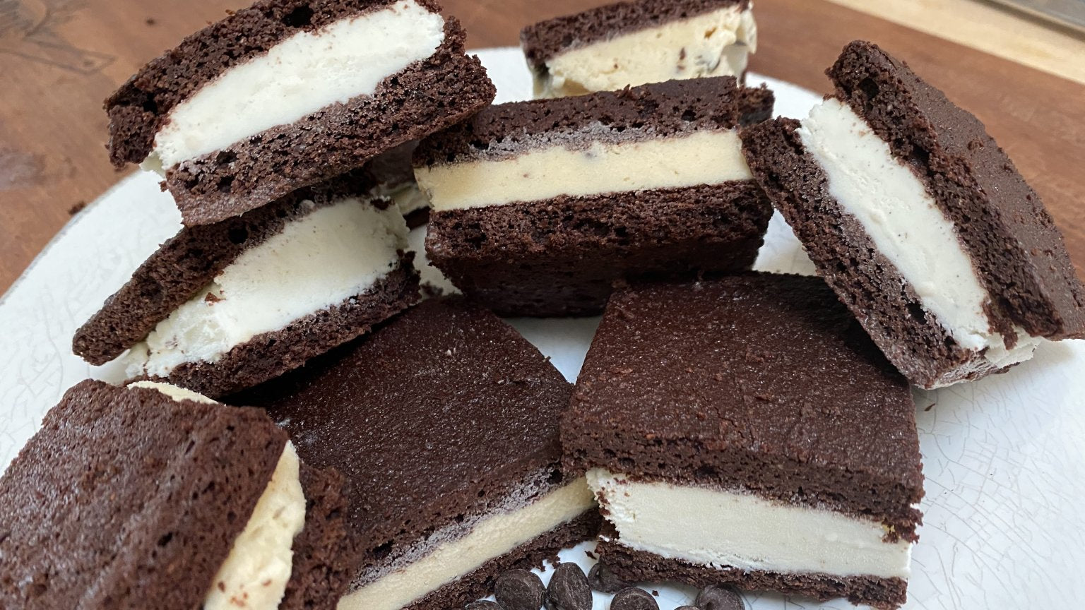 SUPER TASTY ICE CREAM SANDWICHES – Dads That Cook