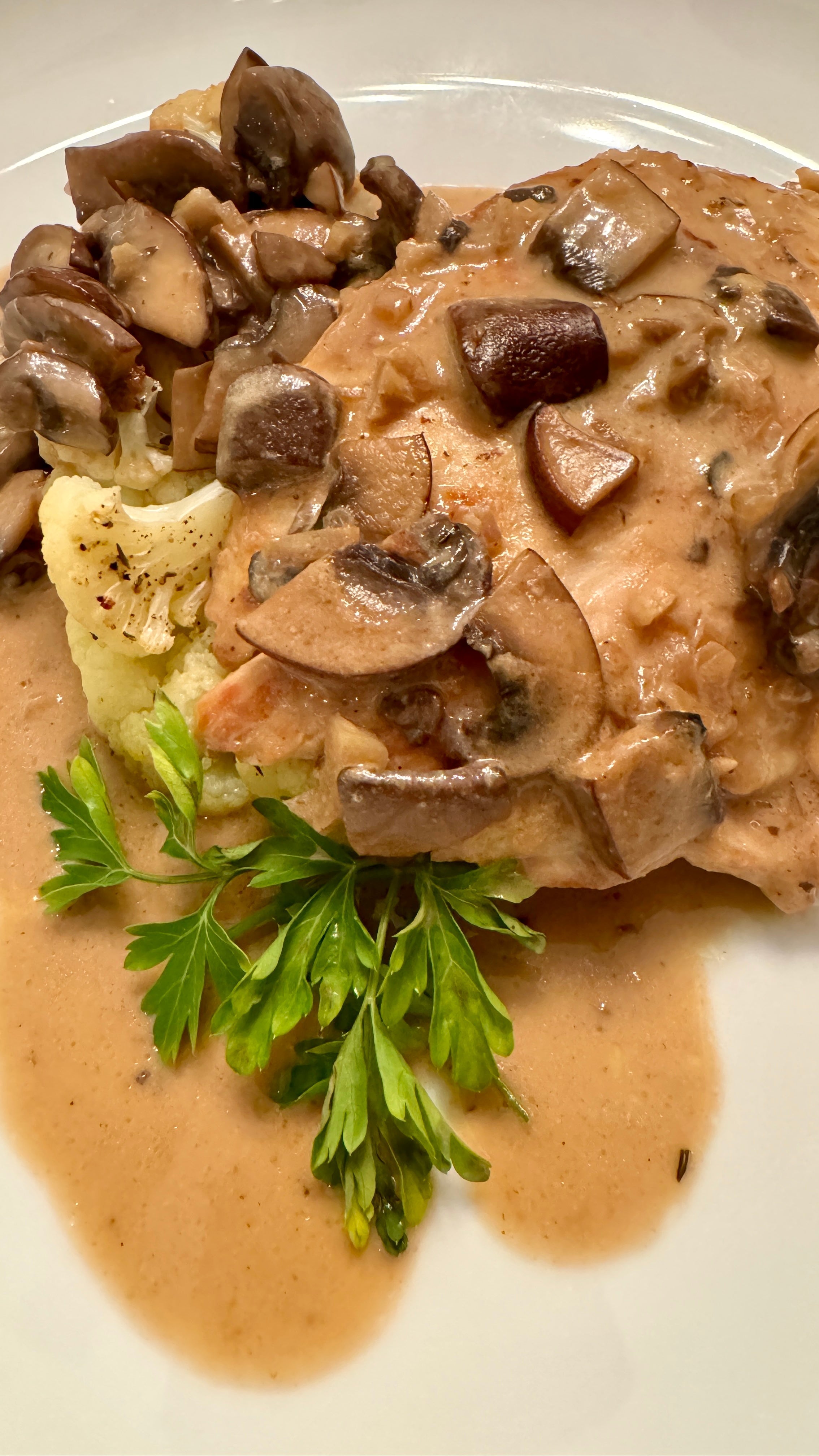 CREAMY CHICKEN, MUSHROOM, AND CAULIFLOWER MARSALA – Dads That Cook
