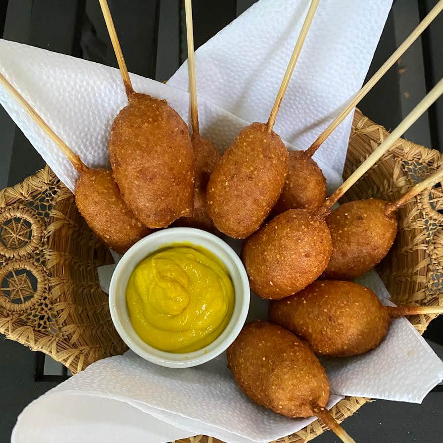 GLUTEN FREE MINI CORNDOGS – Dads That Cook