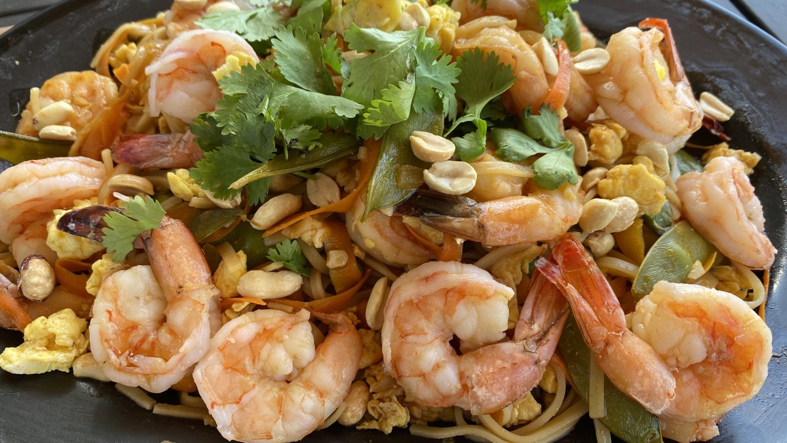 SHRIMP PAD THAI – Dads That Cook