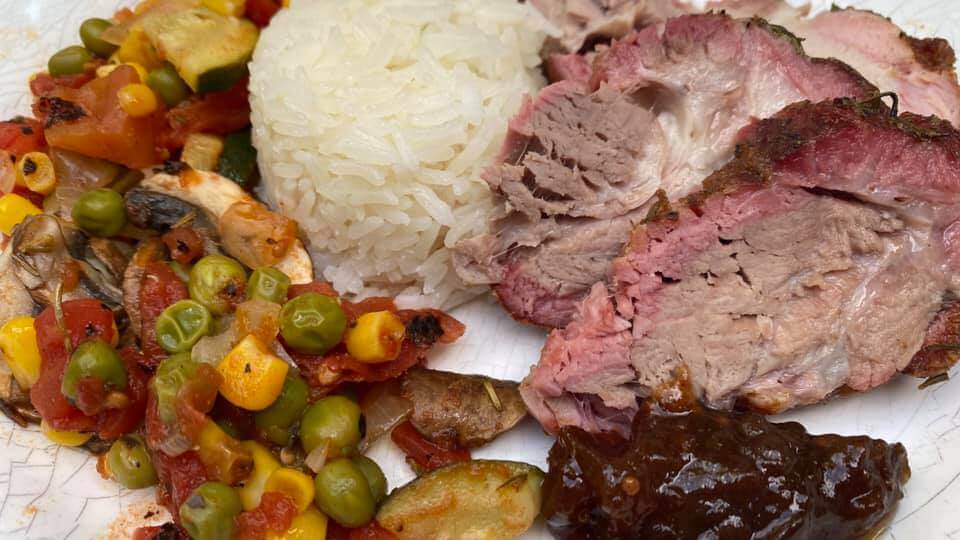 SMOKED PORK SHOULDER WITH EASY PEASY VEGGIE MEDLEY