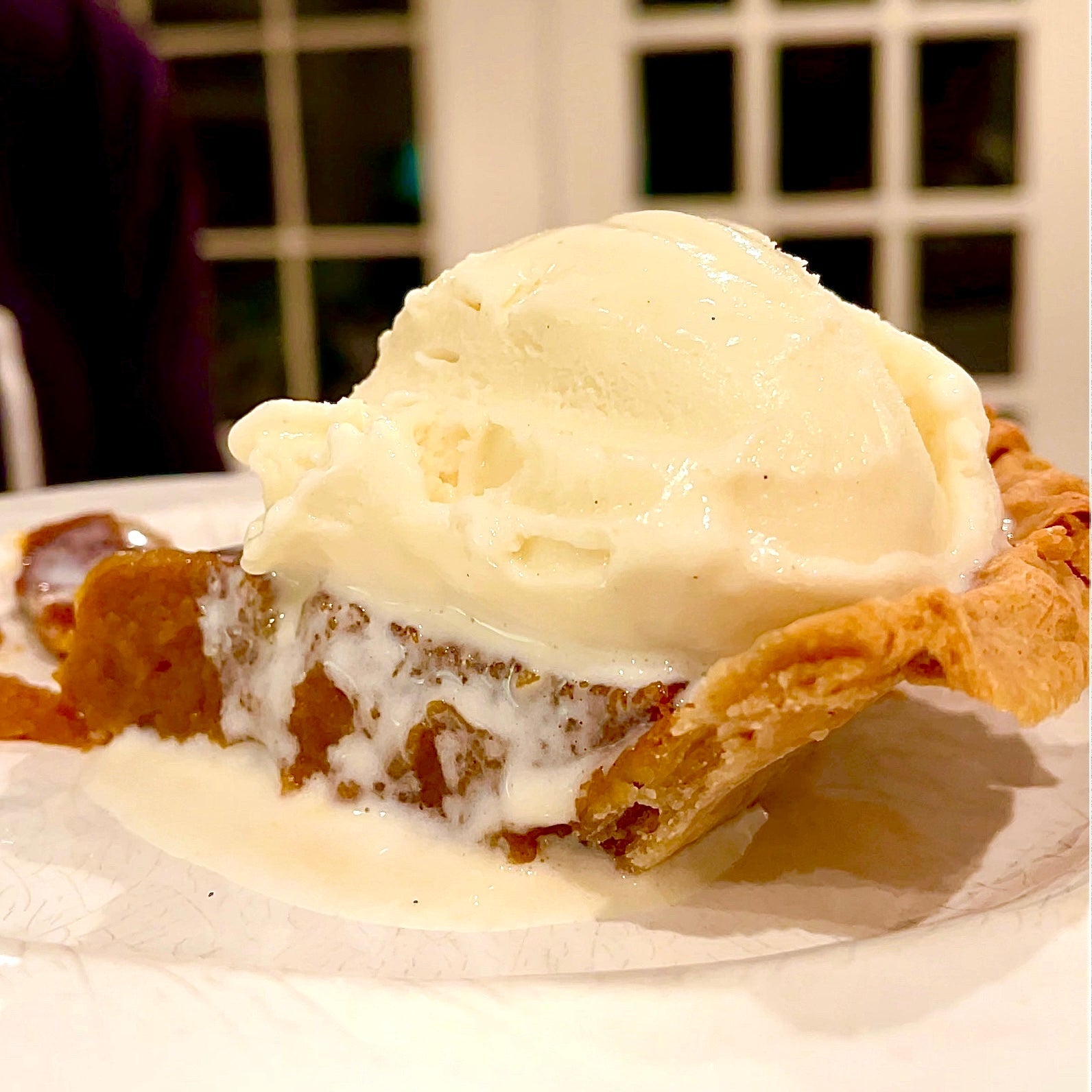 HOMEMADE PUMPKIN PIE
