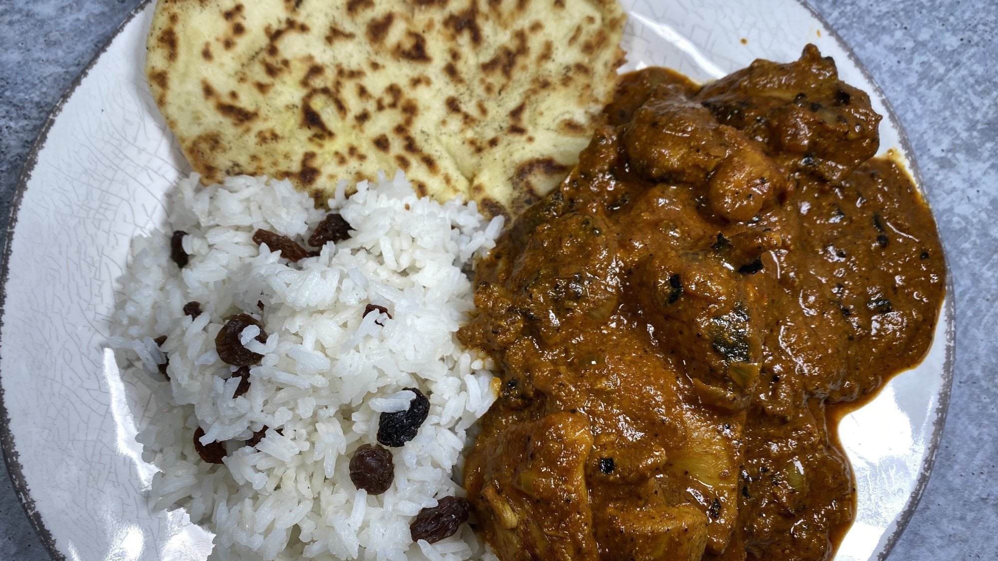 CHICKEN TIKKA MASALA WITH NAAN BREAD