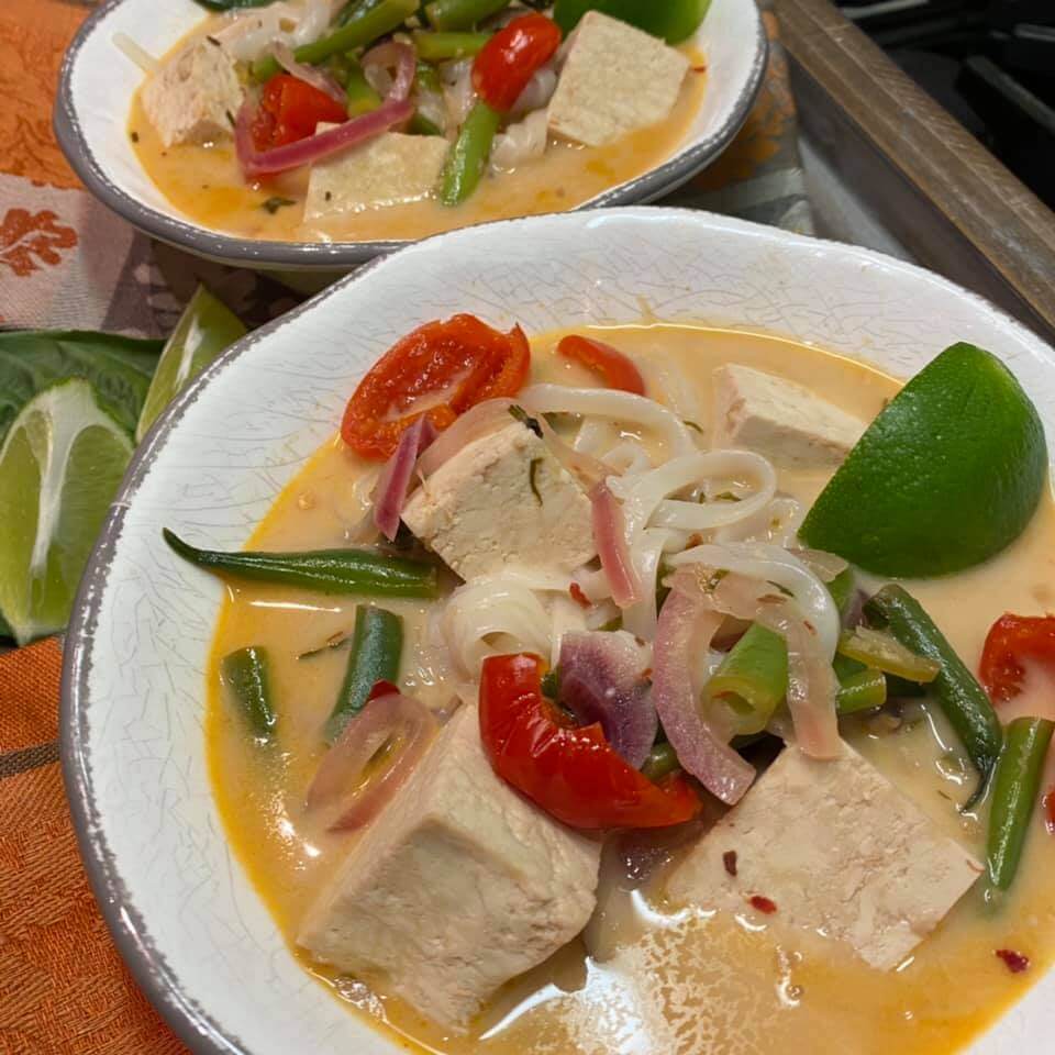 HEALTHY COCONUT CURRY