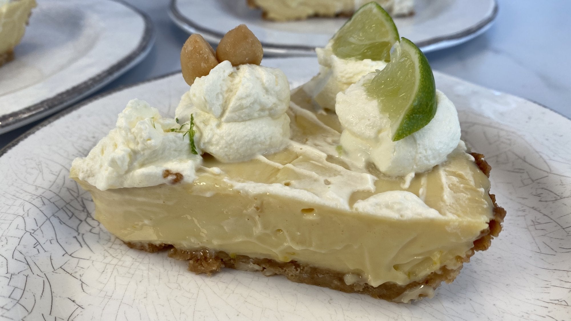 KEY LIME PIE WITH MACADAMIA GRAHAM CRACKER CRUST