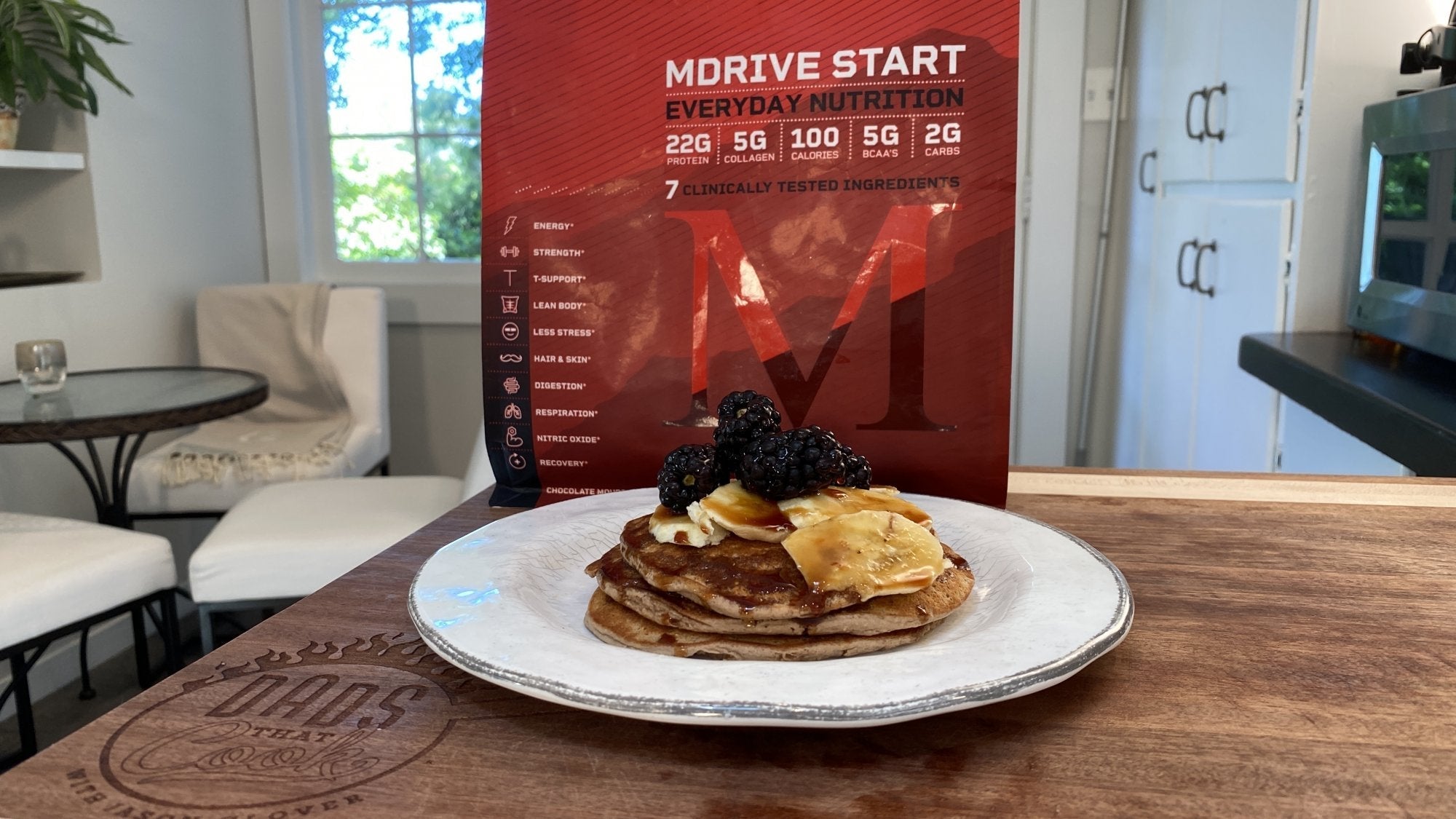 CHOCOLATE MOUSSE BANANA PANCAKES
