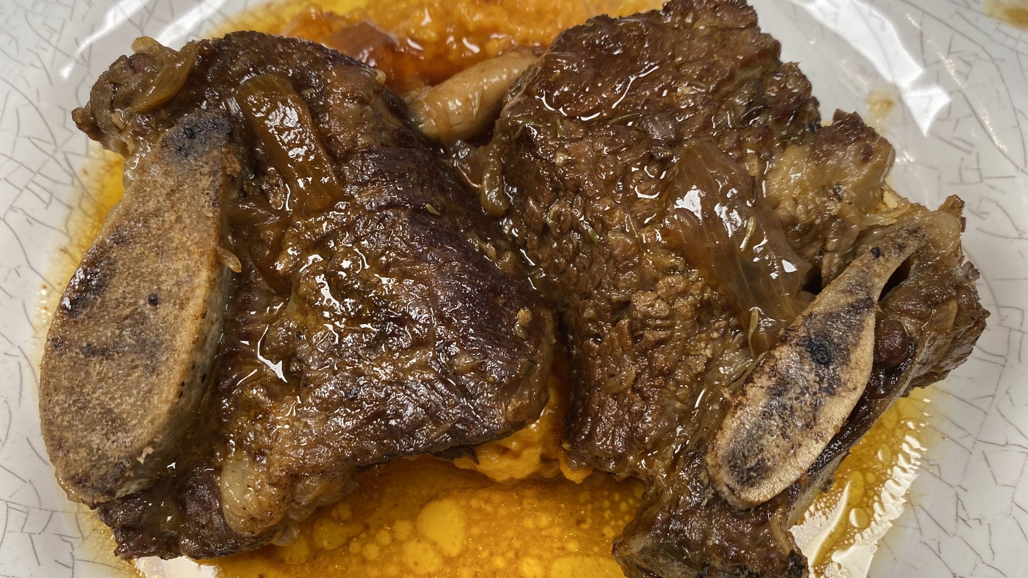 INSTANT POT FALL OFF THE BONE SHORT RIBS