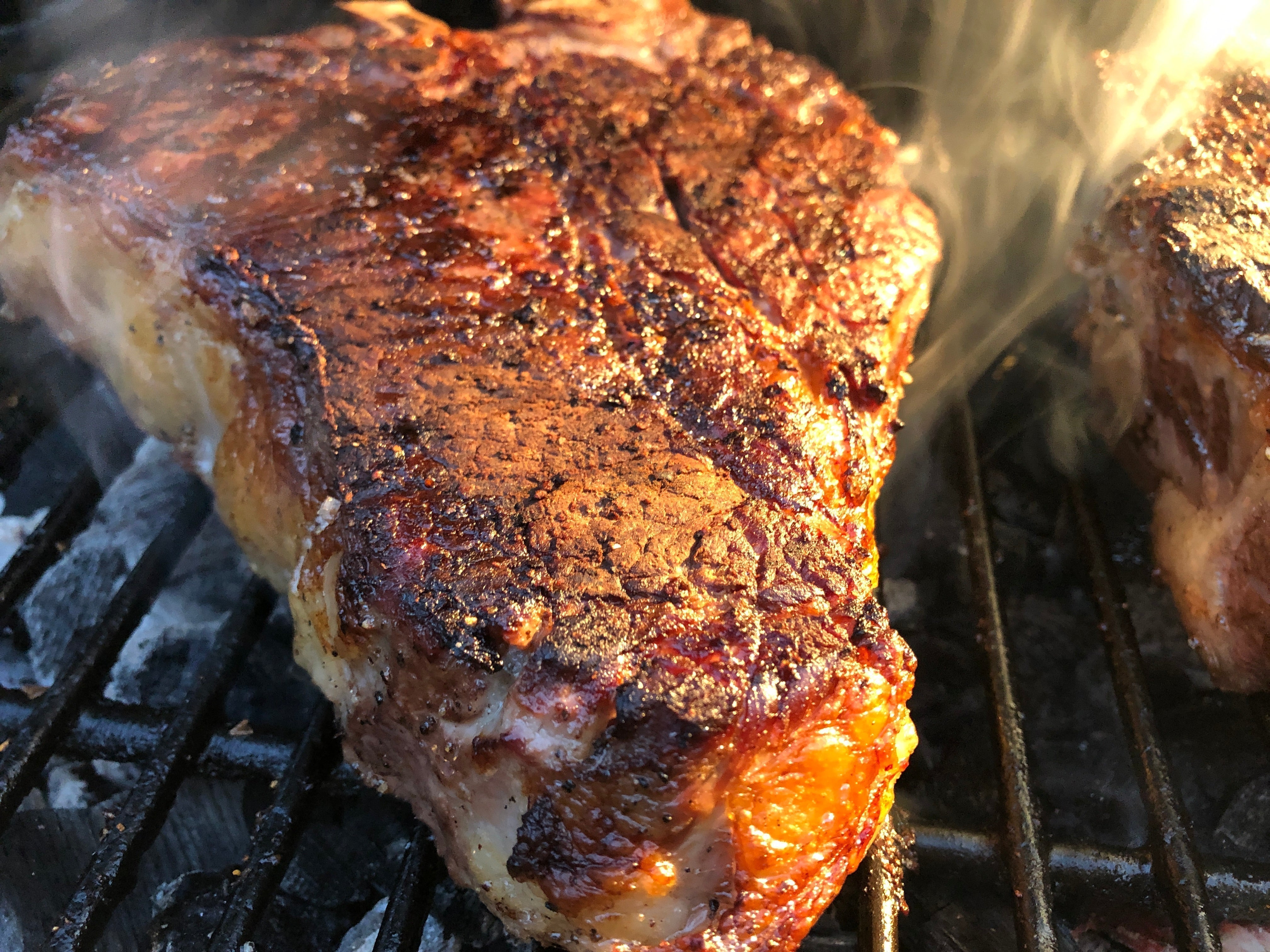 PERFECT SOUS VIDE STEAK WITH COMPOUND BUTTER