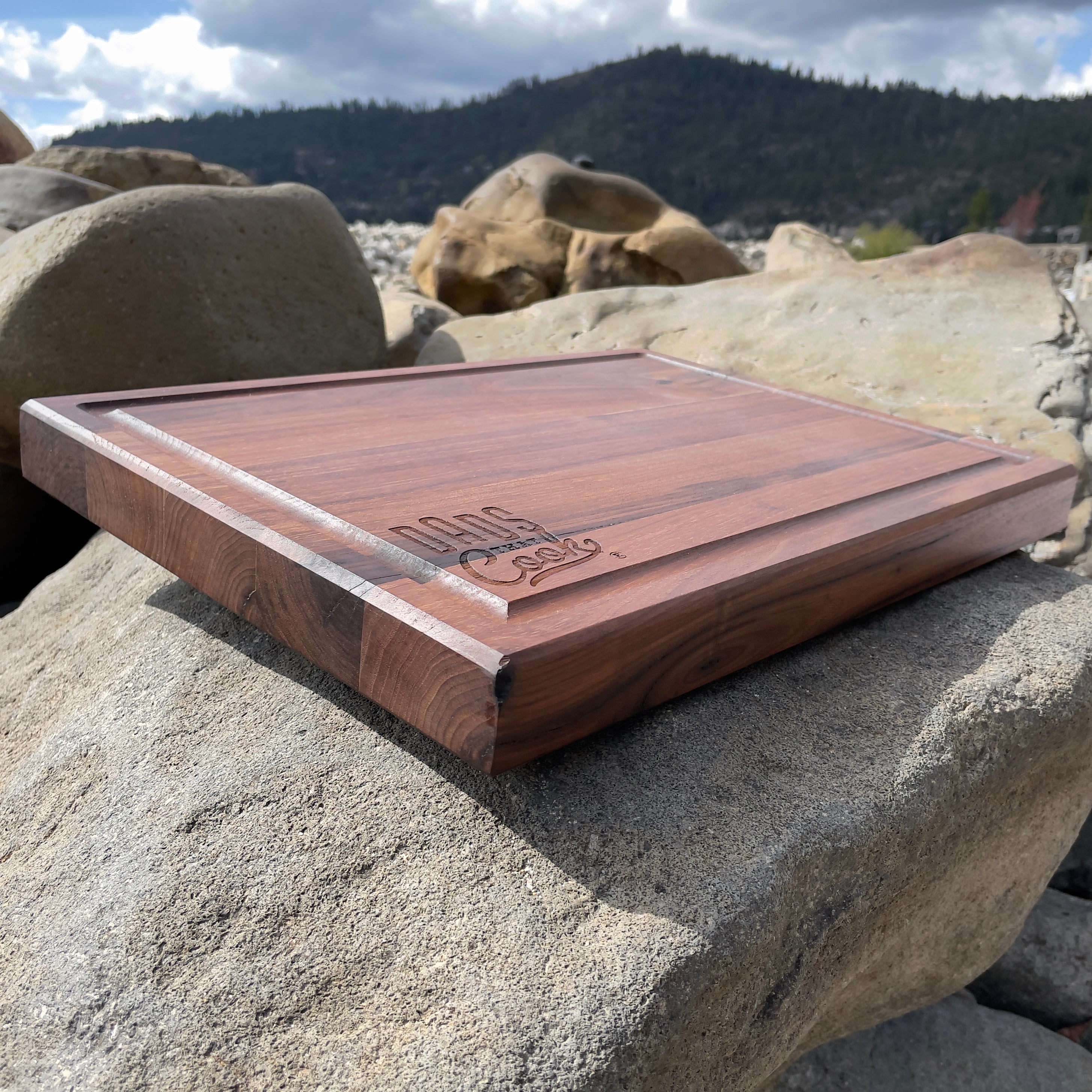 Ultimate Cutting Board (18x13x1.5)